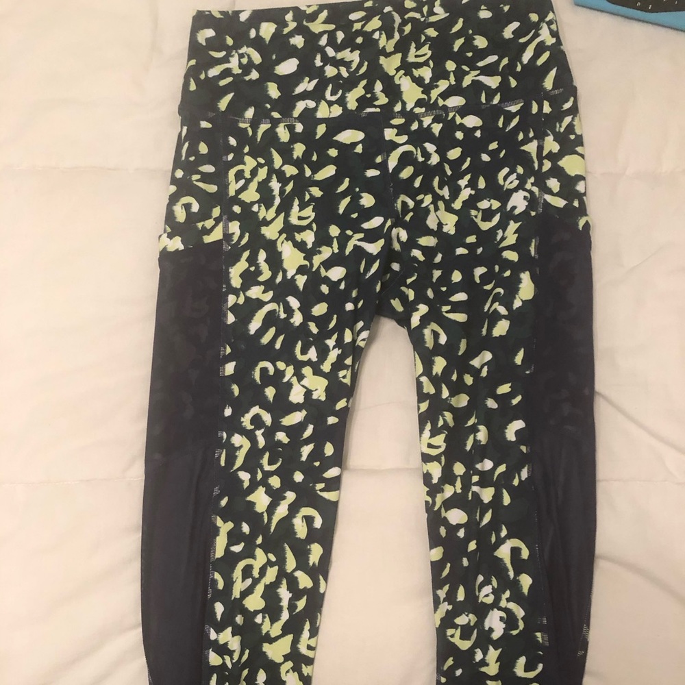 Fabletics Powerhold leggings